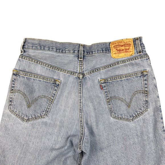 Y2K Levis 550 Relaxed Fit Denim Shorts Mens 34 Light Wash Blue Jeans Jorts VTG - Picture 4 of 16